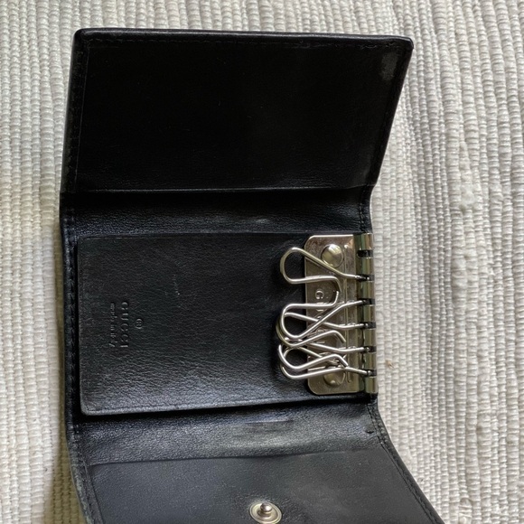 Gucci six key holder. Offers welcome!! - Picture 6 of 6
